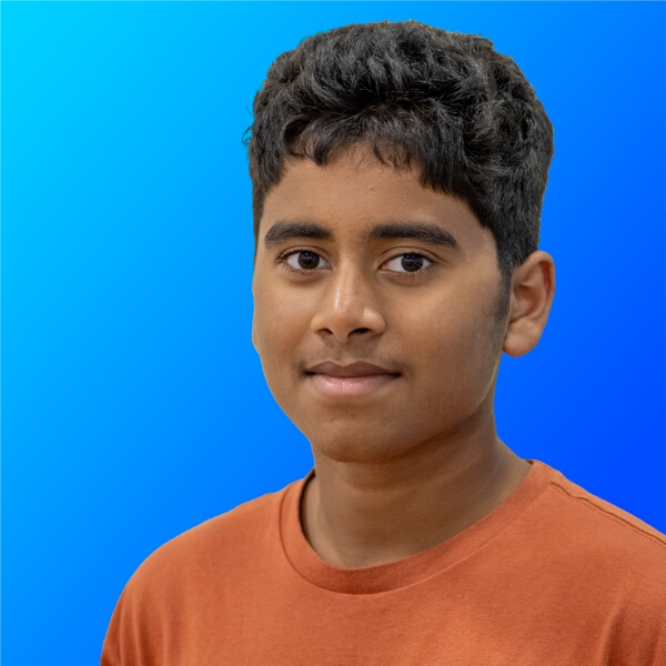 Viyani_Kenisro_30304394